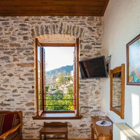 Hotel Archontiko Montana Vizitsa